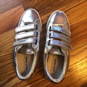 shiny steve madden velcro sneakers!